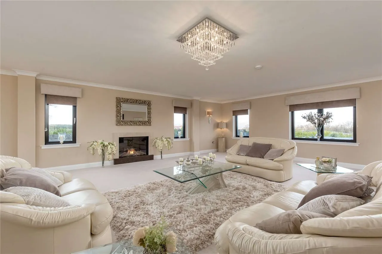 Brackenber House, Airth, Falkirk, Stirlingshire, FK2 8JG, photo 7