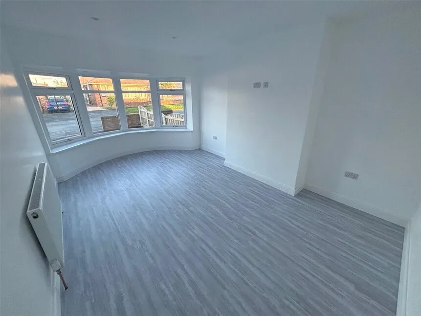Kennerleigh Walk, Leeds, West Yorkshire, LS15, photo 3