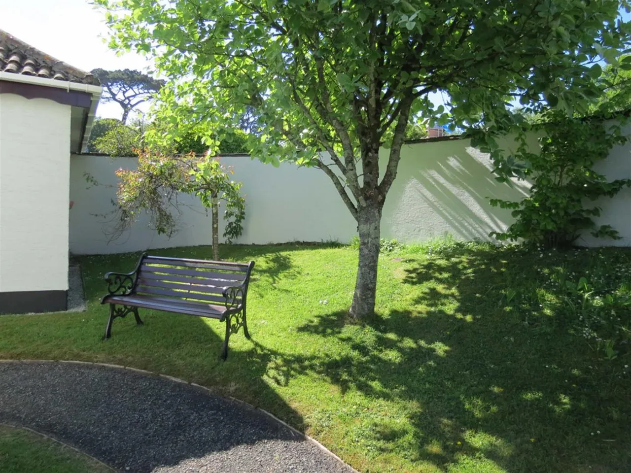 Chisholme Court, St Austell, photo 6