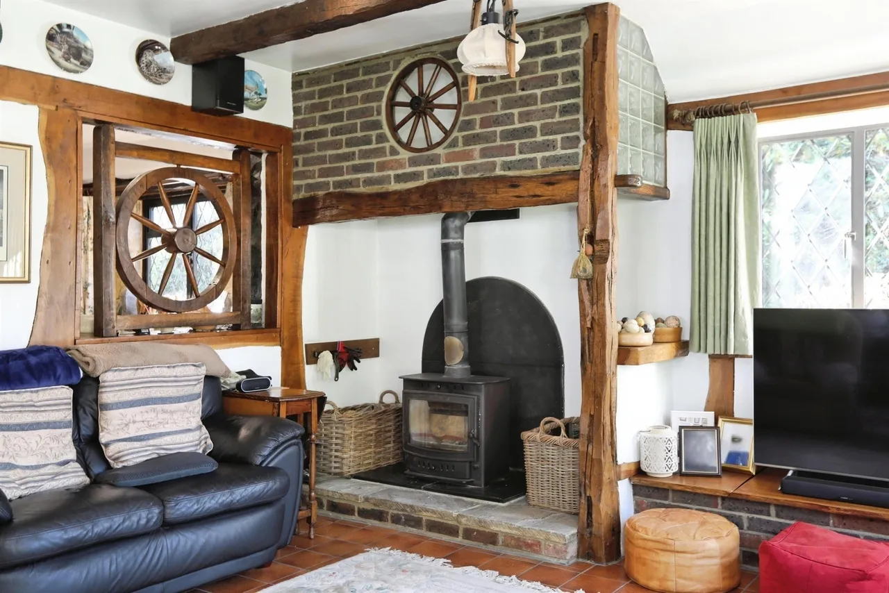 Domewood, Copthorne, RH10, photo 5