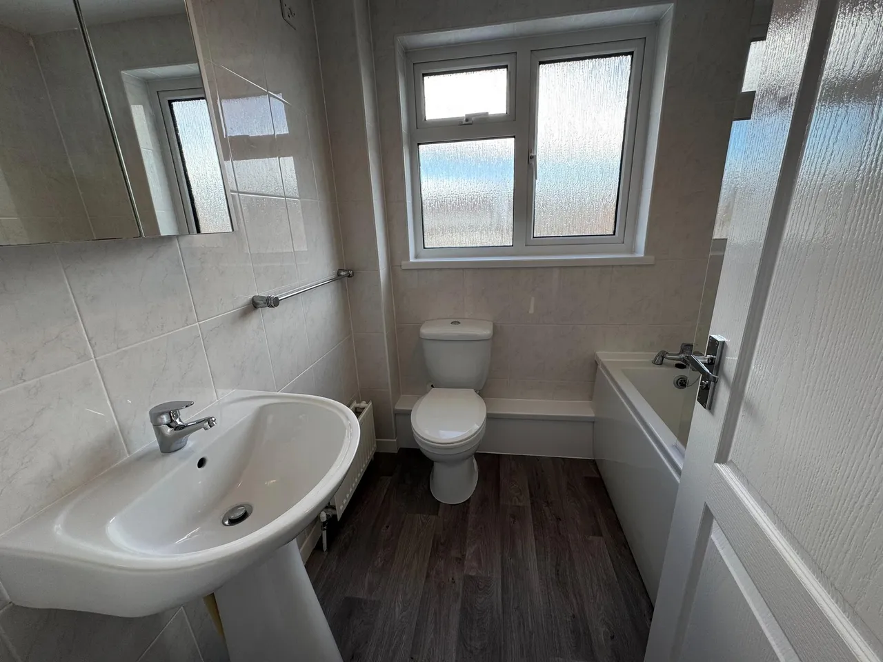 Sedgebrook, Liden, SN3, photo 13