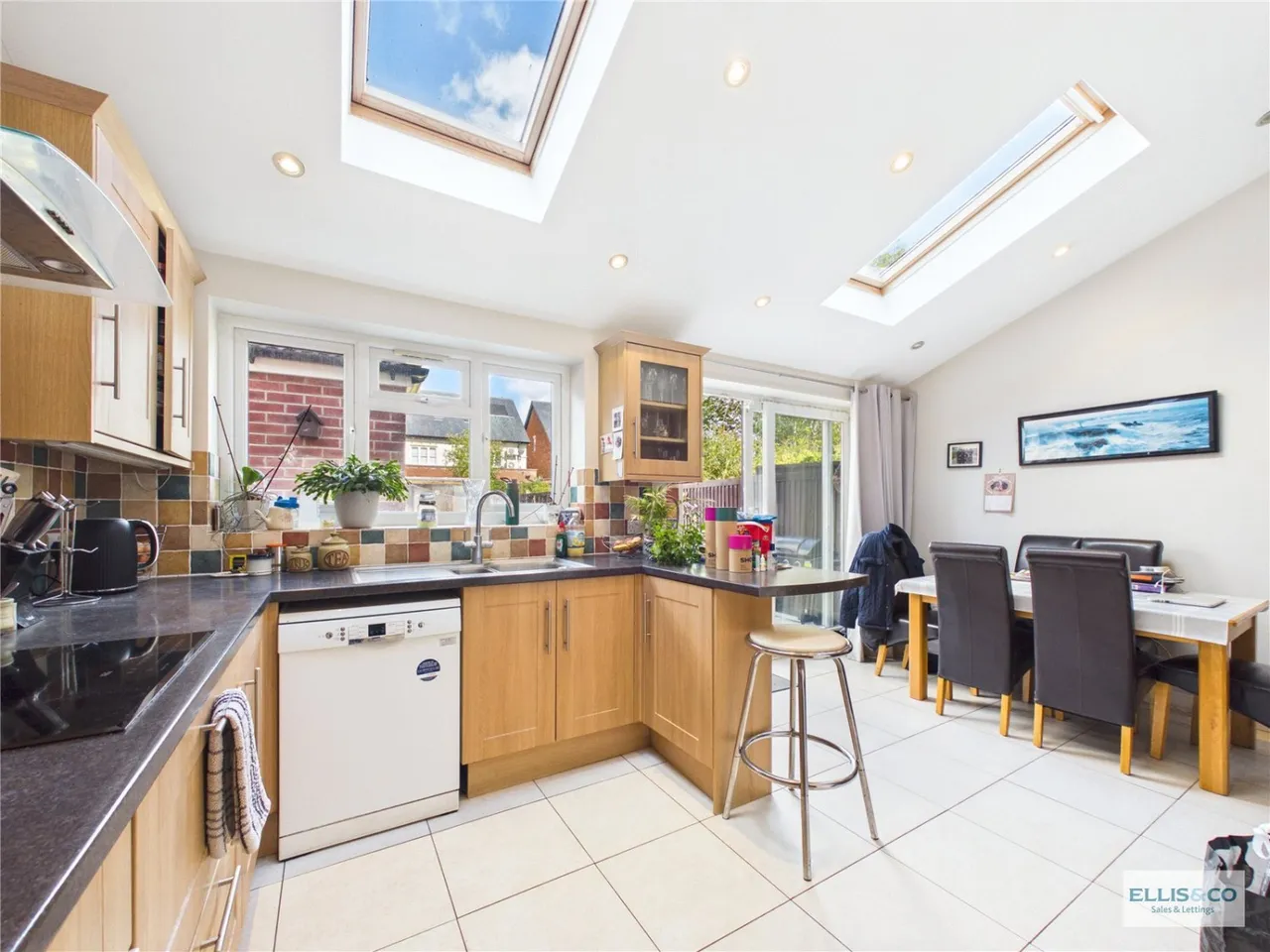 Ivanhoe Drive, Kenton, HA3, photo 8