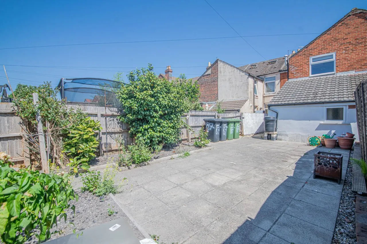 Desborough Road, Eastleigh, SO50 5NT, photo 13