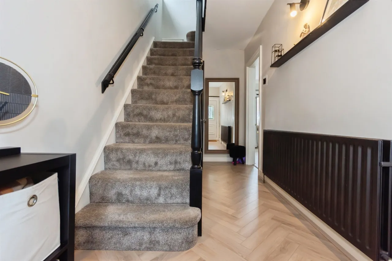 Conway Avenue, Oldbury, B68, photo 7