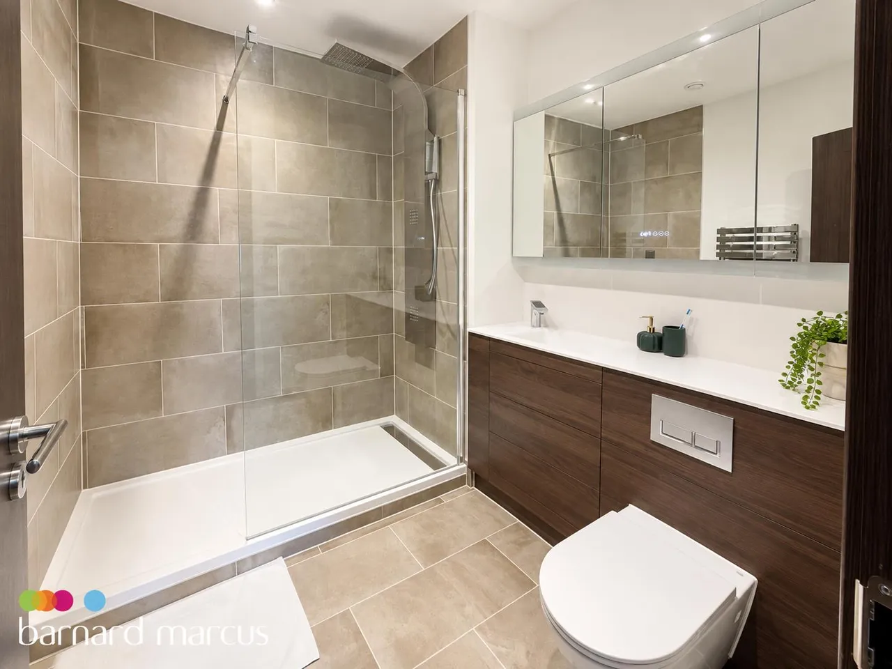 Reeve Street, Feltham, TW13, photo 8