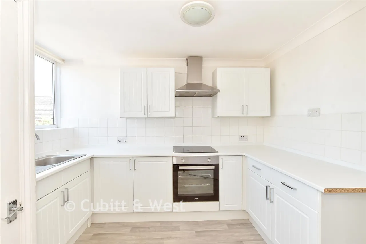Highland Road, Southsea, PO4, photo 4