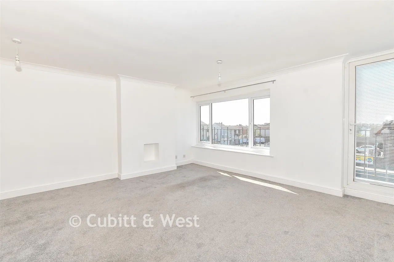 Highland Road, Southsea, PO4, photo 5