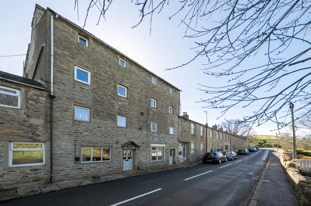 3 bed house for sale, North View, Lothersdale, BD20