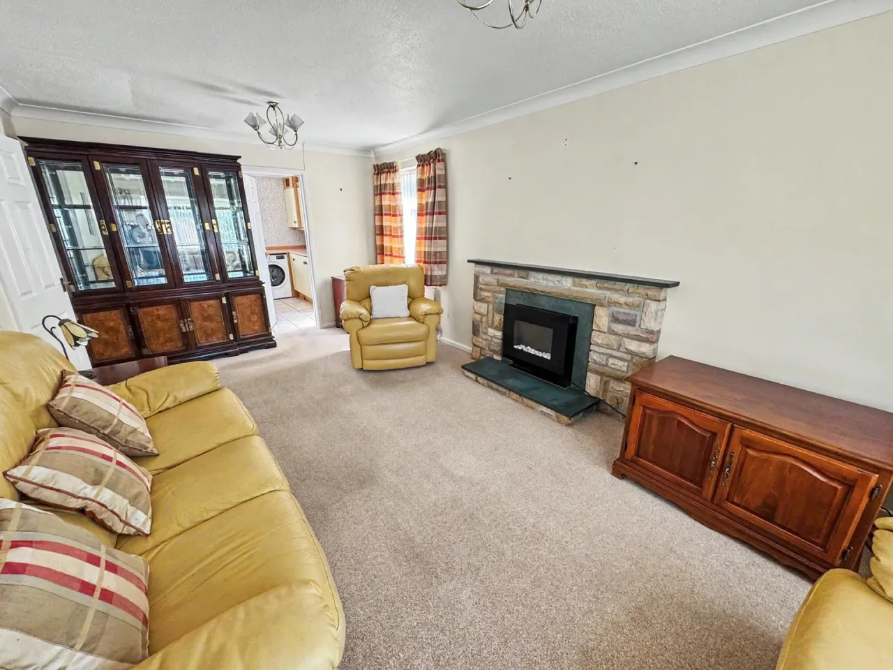 Anglian Way, Hopton, photo 4