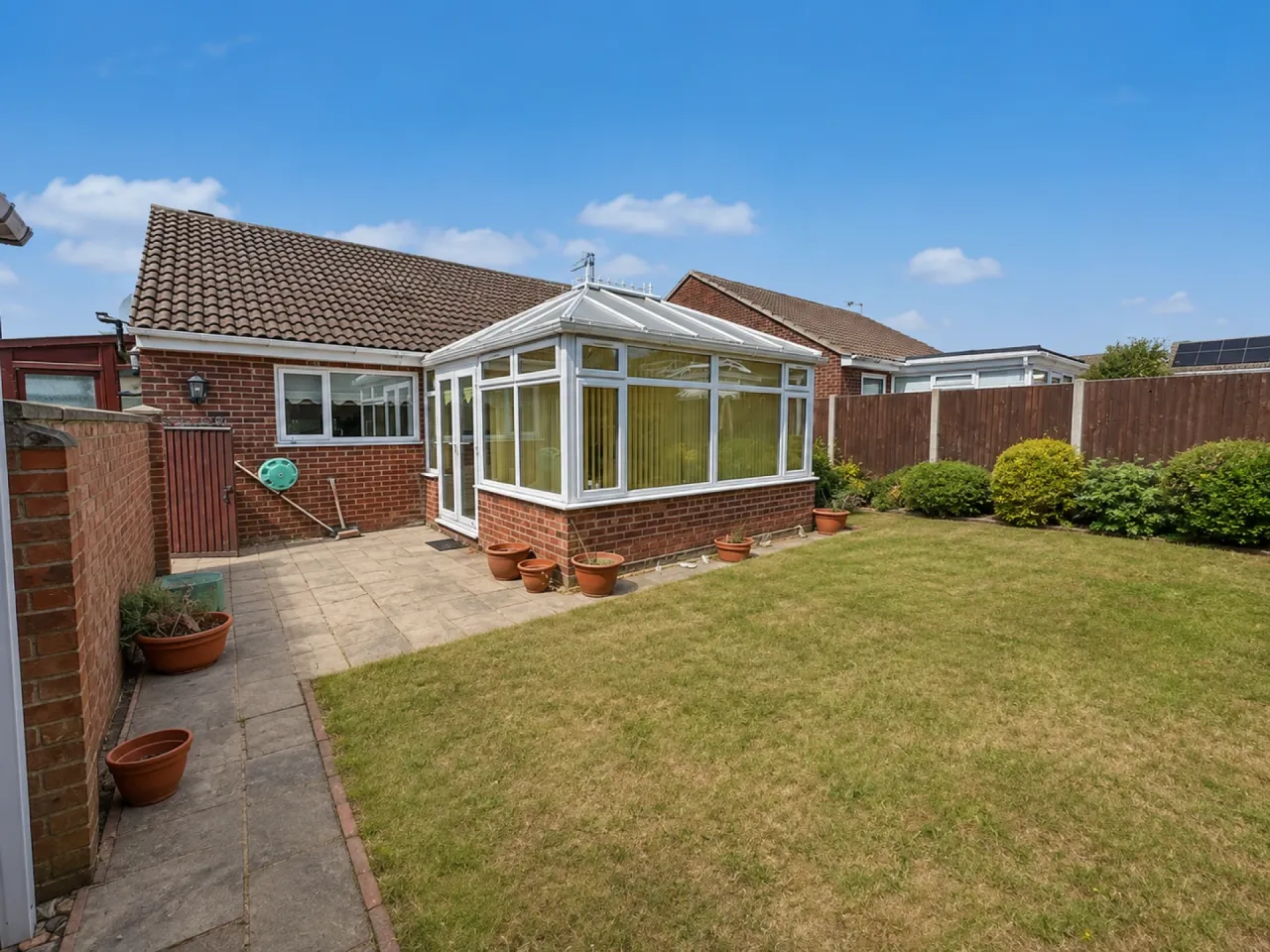 Anglian Way, Hopton, photo 2