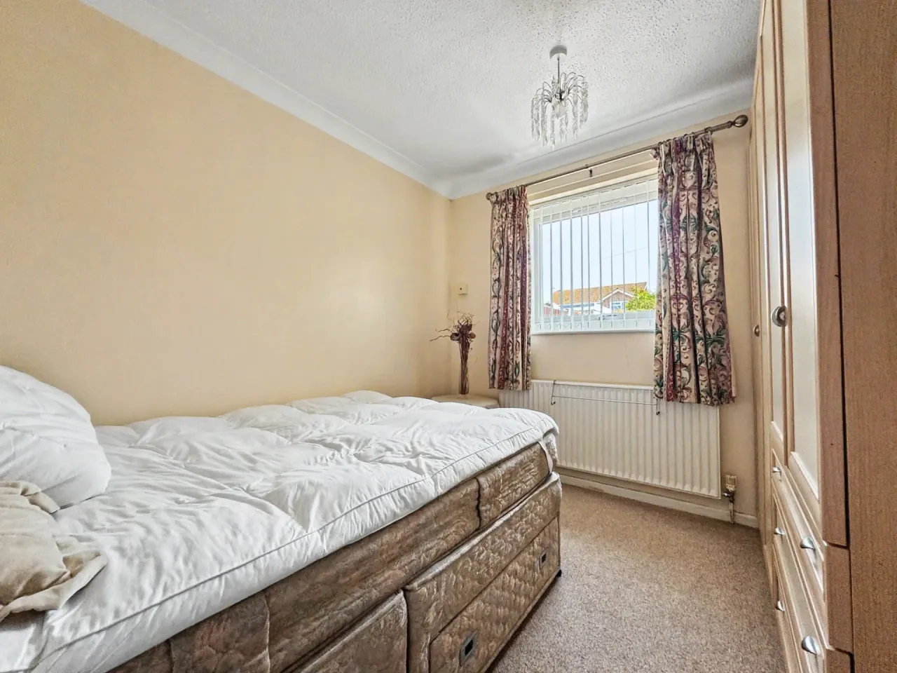 Anglian Way, Hopton, photo 7