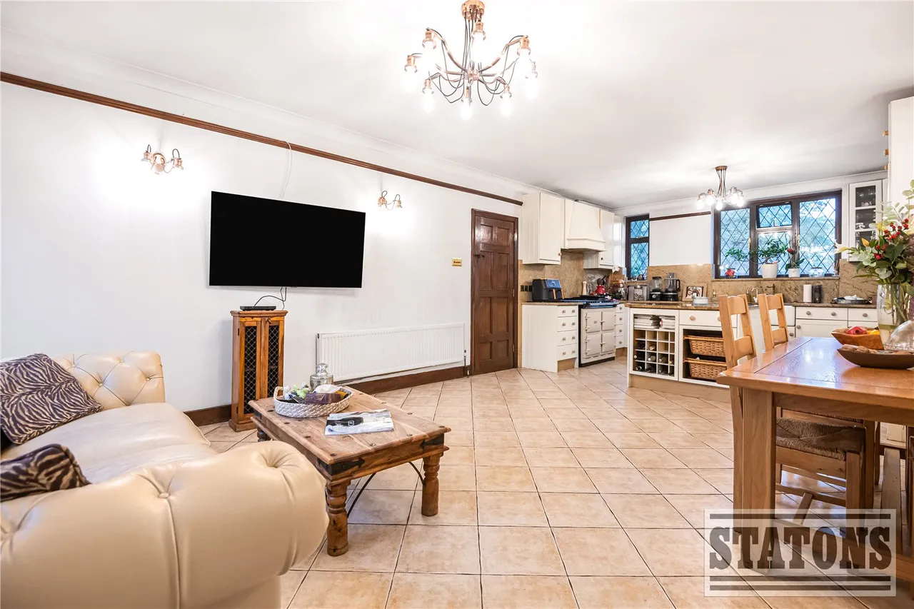 Waggon Road, Hadley Wood, EN4 0HL, photo 9