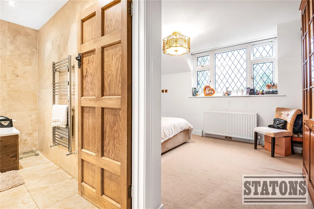 Waggon Road, Hadley Wood, EN4 0HL, photo 17