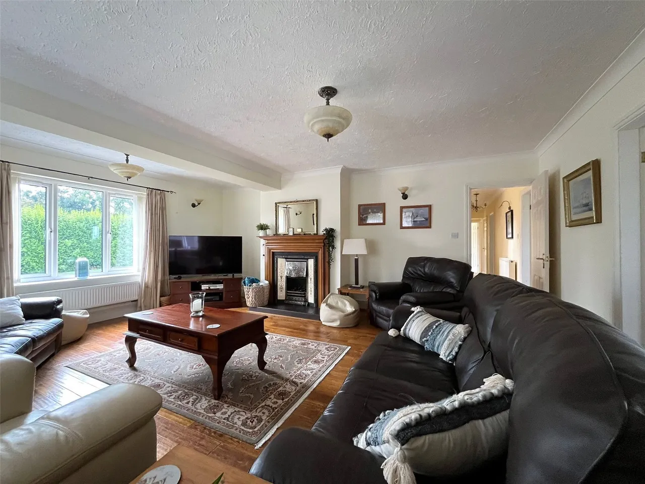 Brynteg, LL78, photo 29