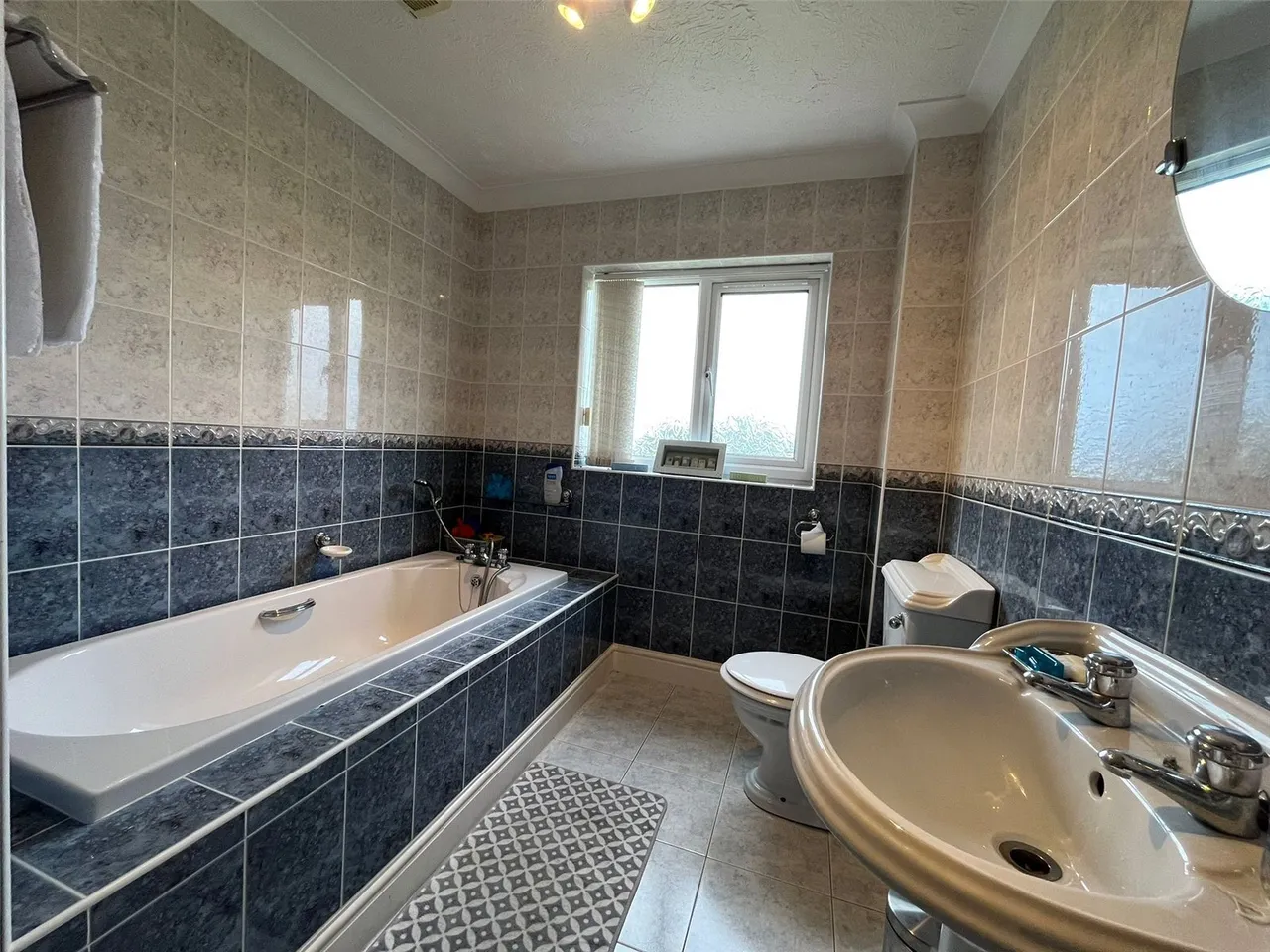 Brynteg, LL78, photo 31