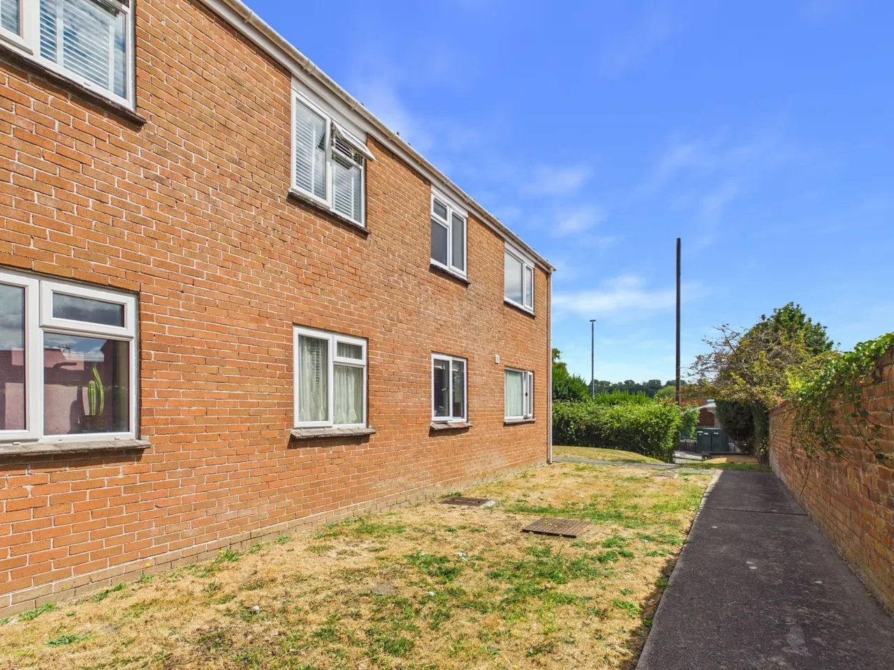 Rosebery Avenue, Yeovil, BA21, photo 7