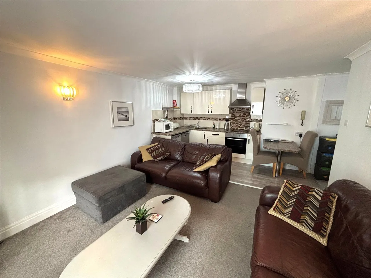2 bed flat for sale, Crackwell Street, Tenby, SA70