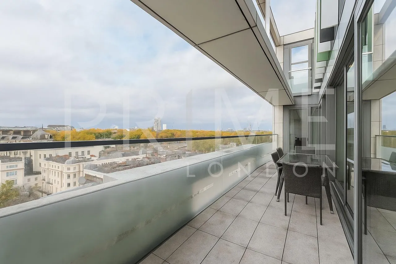 Buckingham Palace Road, Westminster, SW1W, photo 2