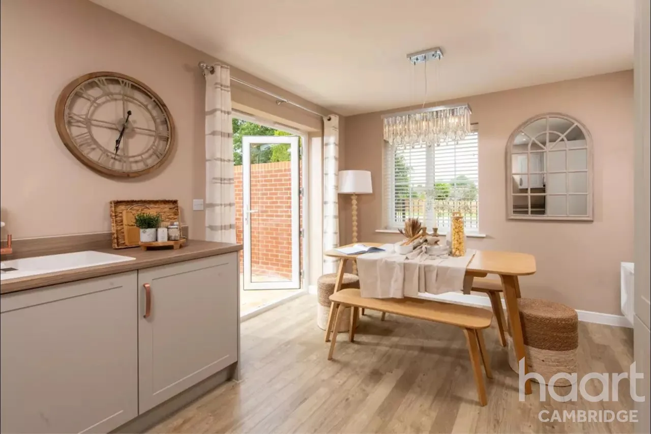Hatton Gate, Longstanton, CB24, photo 5