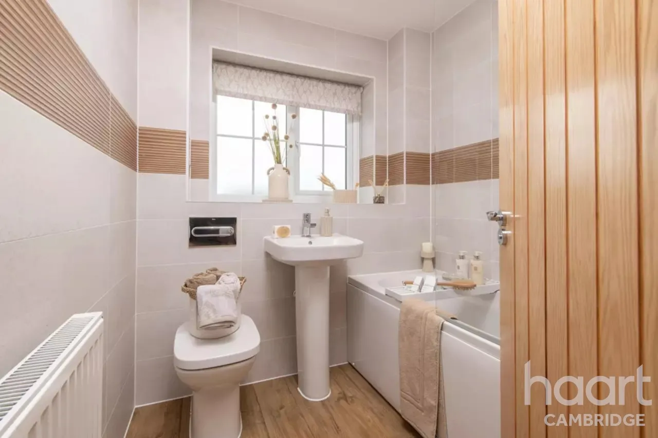 Hatton Gate, Longstanton, CB24, photo 15
