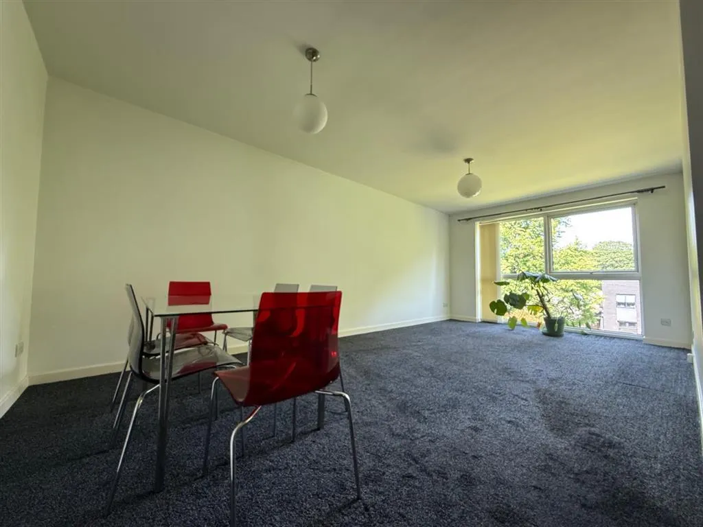 Aigburth Road, Liverpool, L17, photo 4