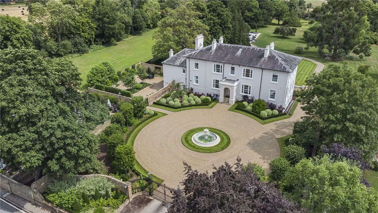 6 bed house for sale — Coopers Lane, Northaw, Hertfordshire, EN6 4NG