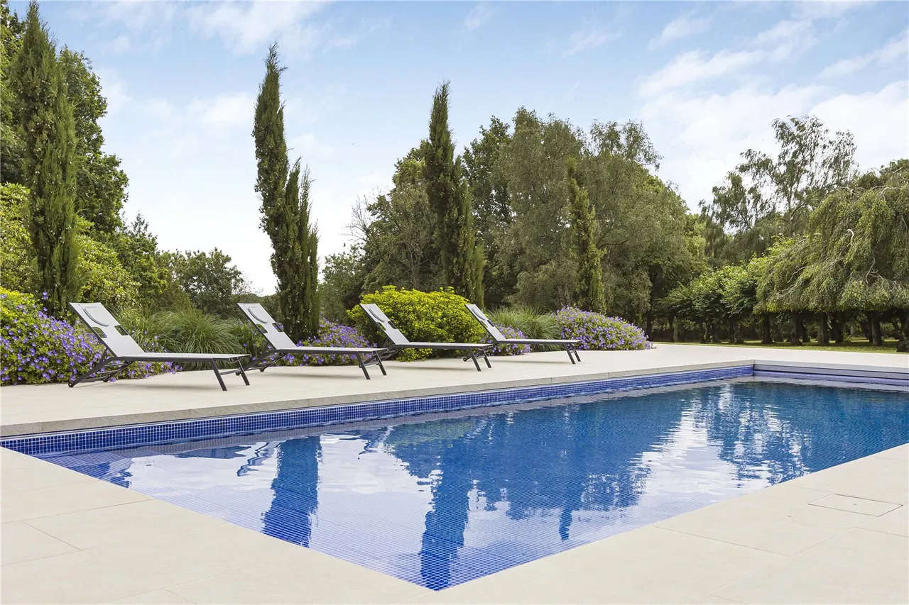 Coopers Lane, Northaw, Hertfordshire, EN6 4NG, photo 31