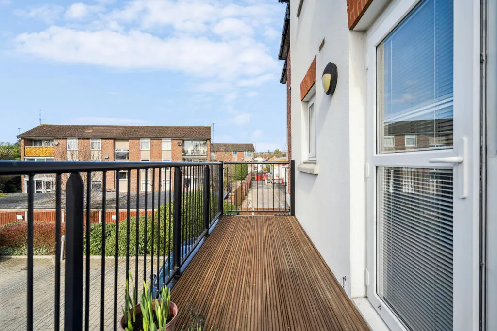 1 bed flat for sale — Marlow Road, Bourne End SL8 5SE