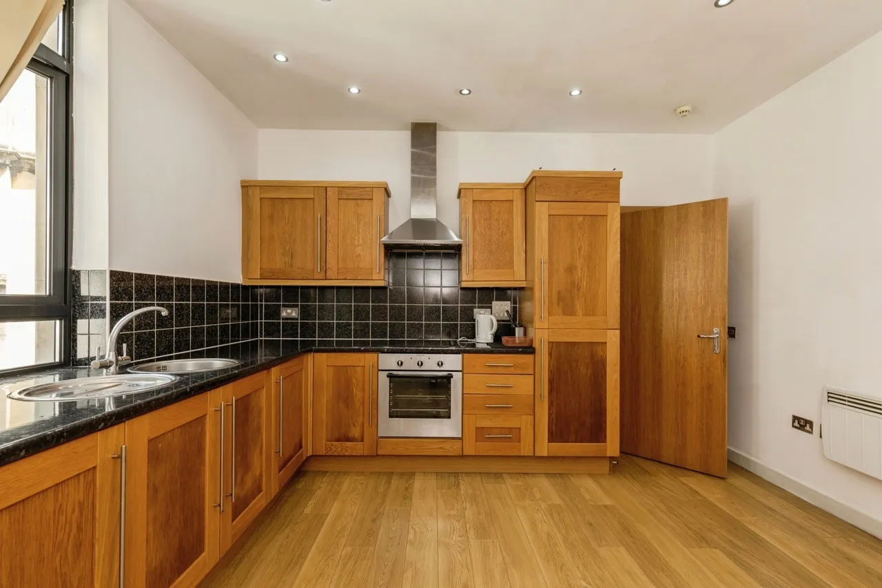 St. Stephens Avenue, Bristol, BS1, photo 3