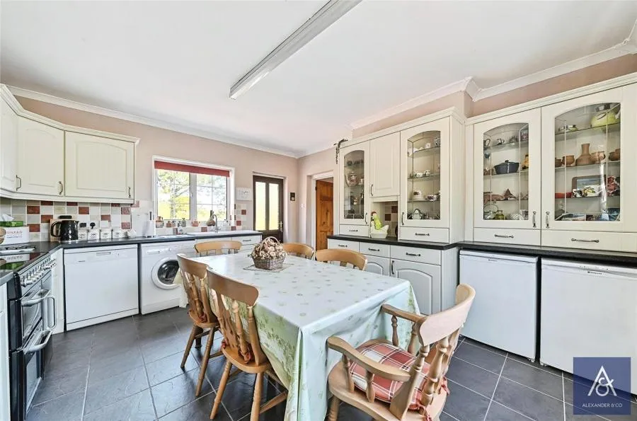 Kennel Cottages, Cottisford, NN13, photo 5