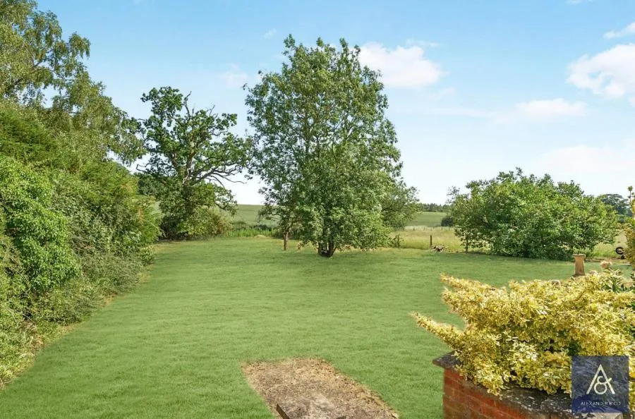 Kennel Cottages, Cottisford, NN13, photo 11