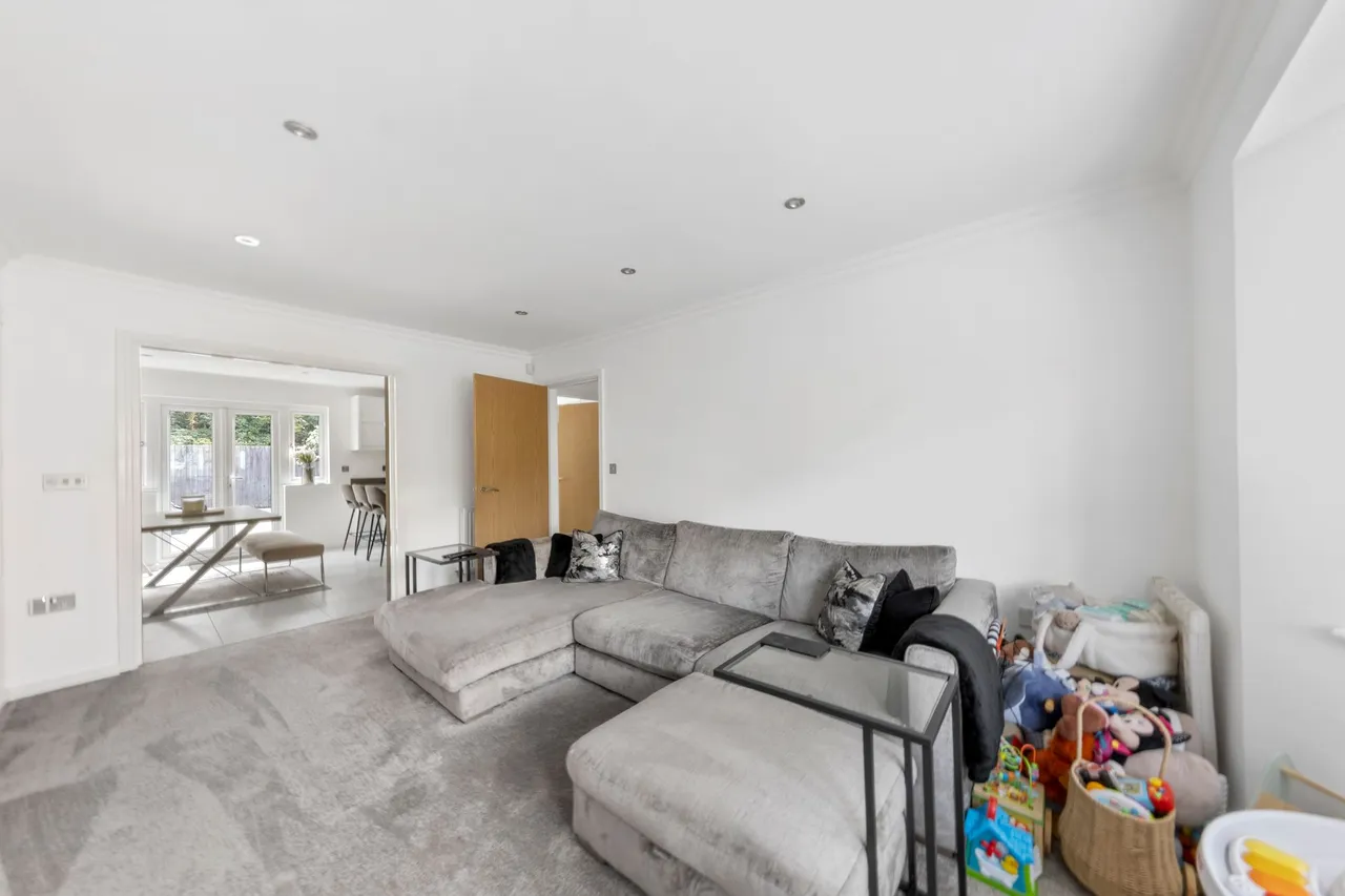 Rylands Drive, Warrington, WA2, photo 3