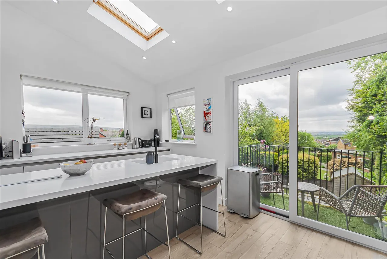 Bolton Road West, Ramsbottom, Bury, BL0 9RN, photo 11