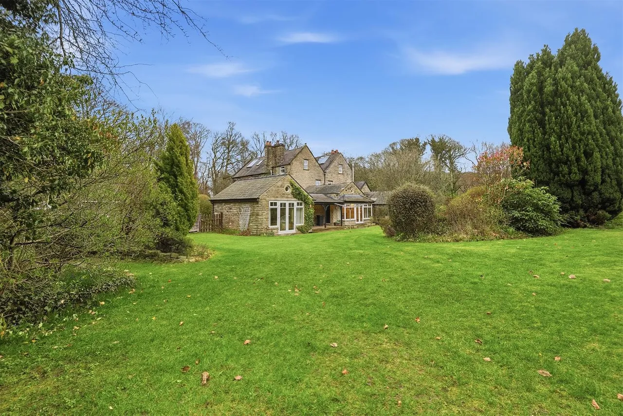 Clough Bank House, Bollington, photo 35