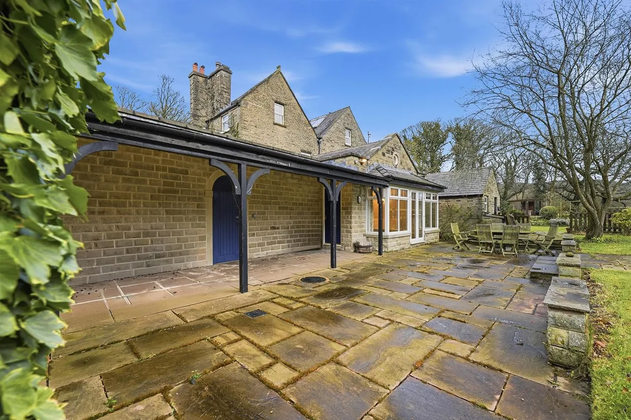 Clough Bank House, Bollington, photo 32
