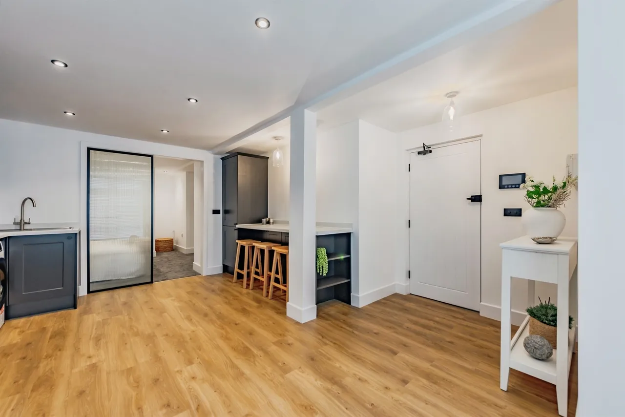 Oakdene Road, Redhill, photo 5