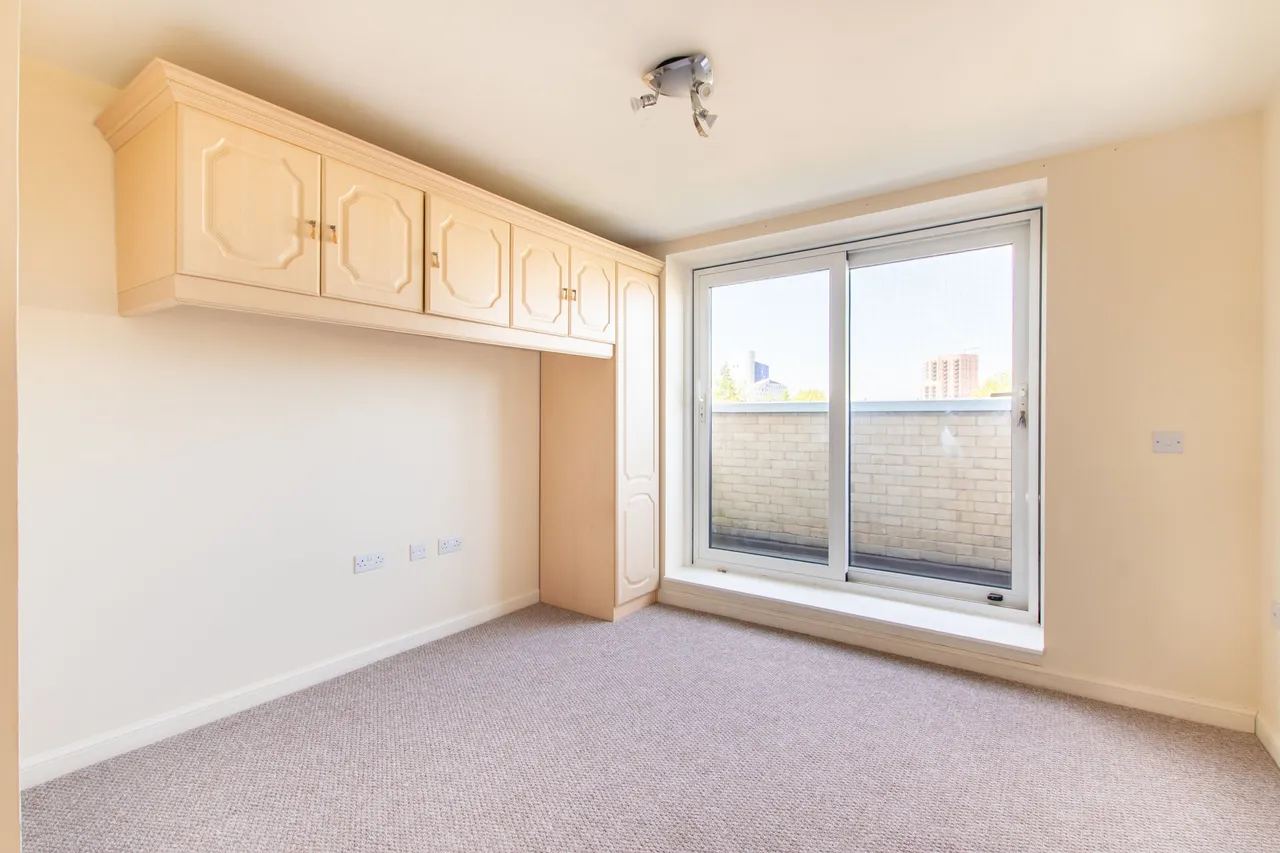 23g Wellspring Crescent, Wembley, photo 4