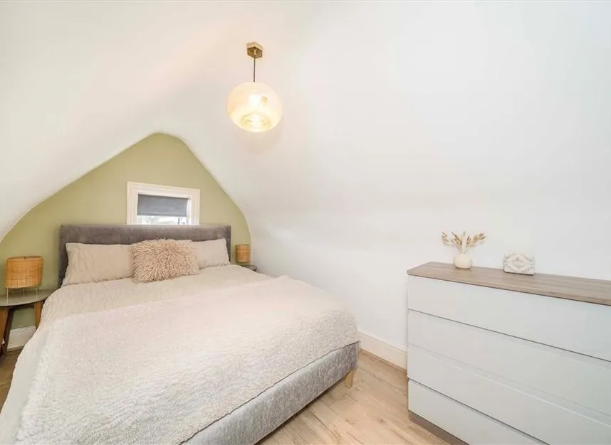 Vicarage Road, Hampton Wick, KT1, photo 7