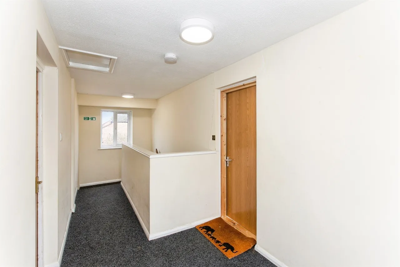 Grove Road, Kettering, NN14, photo 11