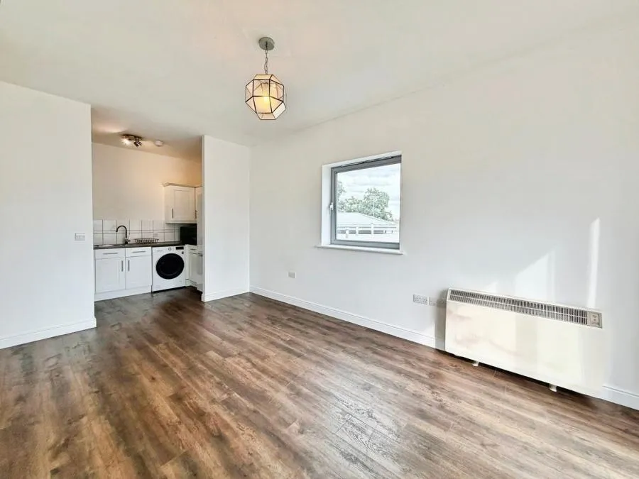 Kelvin Gate, Bracknell, RG12, photo 7