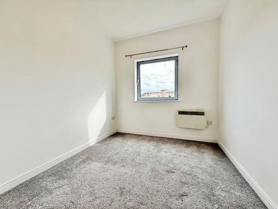 Kelvin Gate, Bracknell, RG12, photo 5