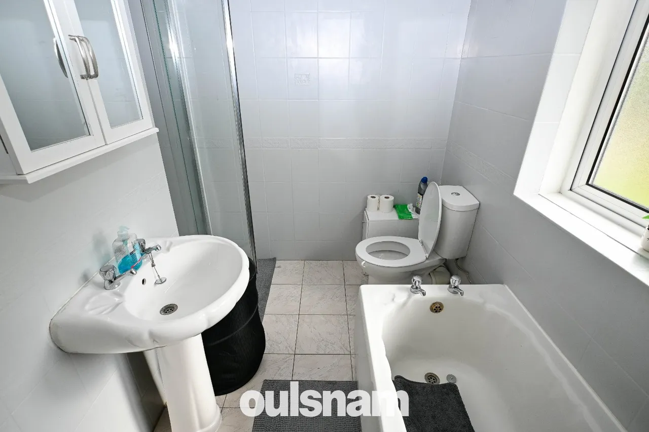 Cromwell Lane, Northfield, Birmingham, B31 1AD, photo 14
