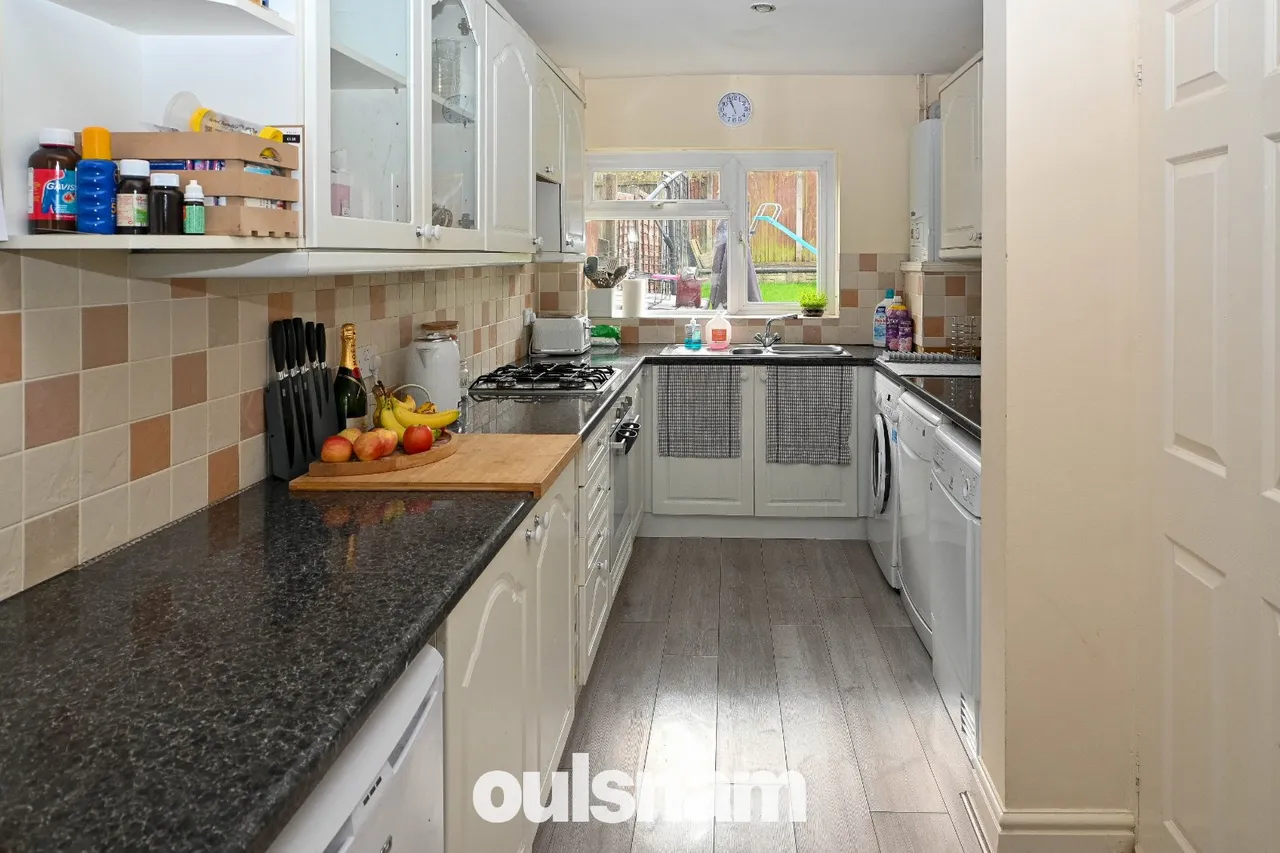 Cromwell Lane, Northfield, Birmingham, B31 1AD, photo 4