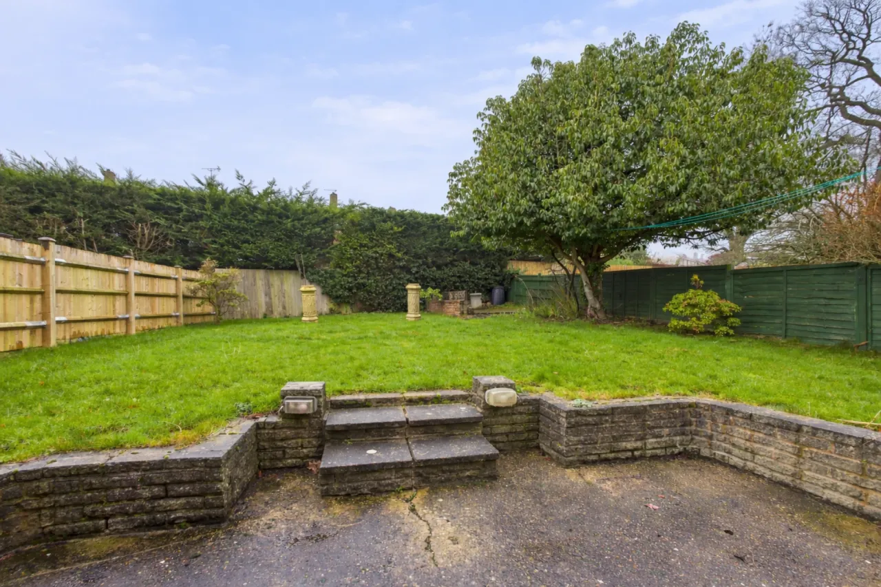 Crofts Path, Leverstock Green, HP3, photo 2