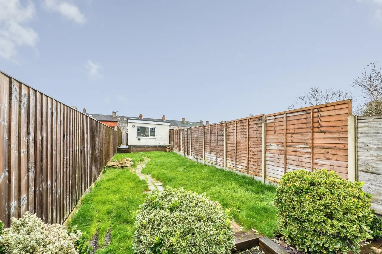Linslade Street, SWINDON, Wiltshire, SN2, photo 5
