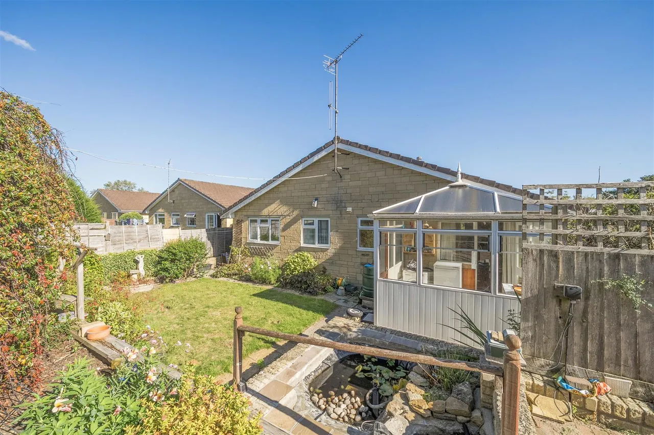 Riverside Drive, Chippenham, SN15, photo 21