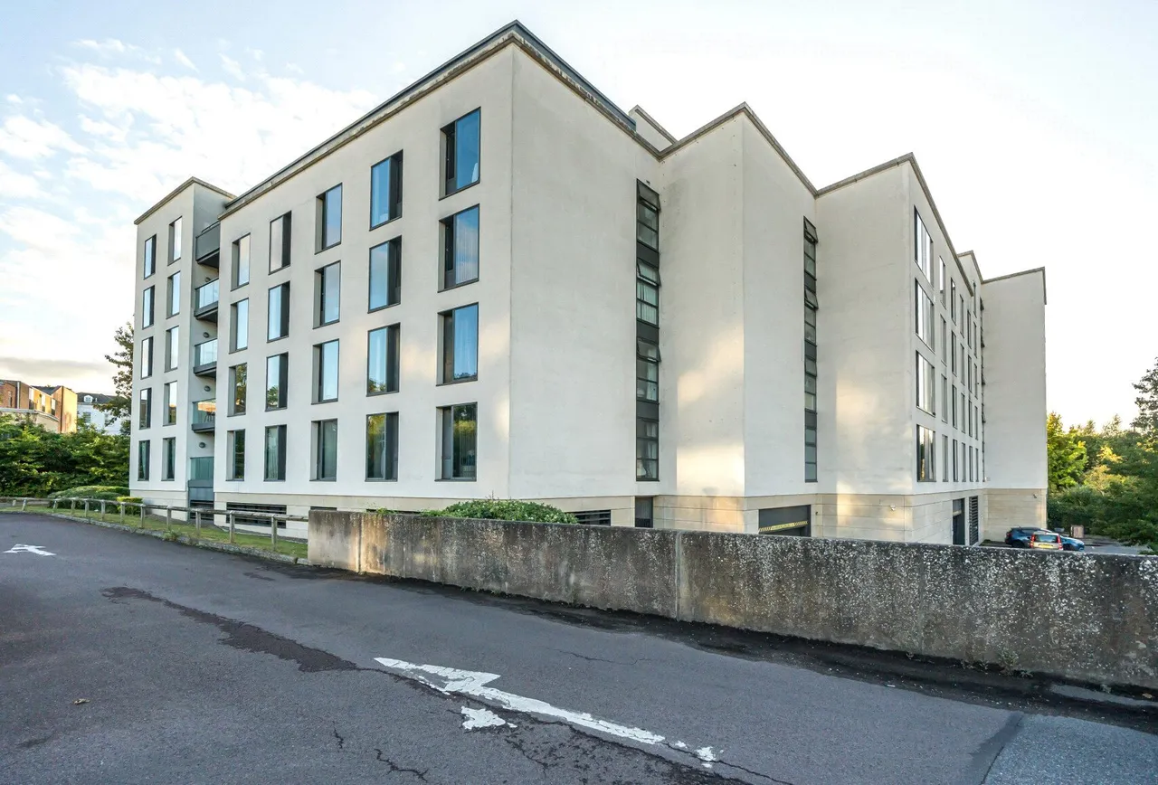 Honeybourne Way, Cheltenham, GL50 3UE, photo 13