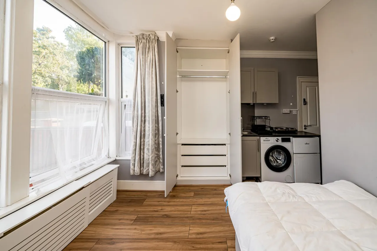 Priory Road, High Wycombe, HP13, photo 6