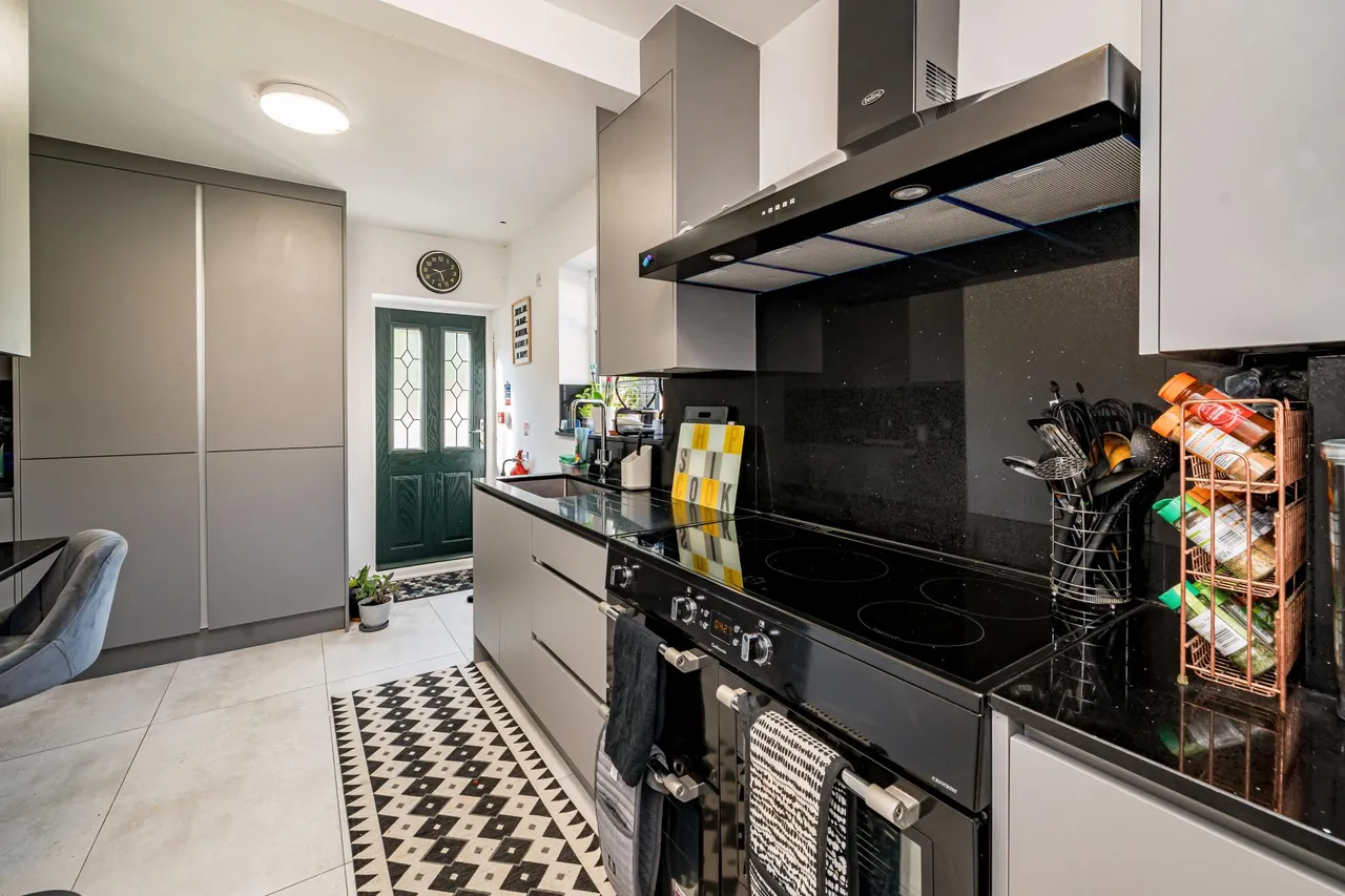 Priory Road, High Wycombe, HP13, photo 4