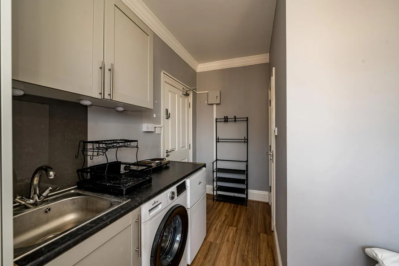 Priory Road, High Wycombe, HP13, photo 7